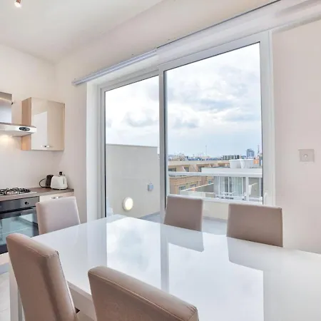 Mercury Penthouse - Centre - By Haven & Keys Malta Apartmán