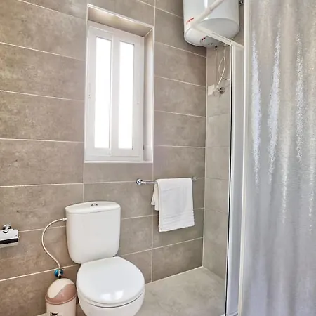 Апартаменты Mercury Penthouse In Centre By Haven & Keys Malta