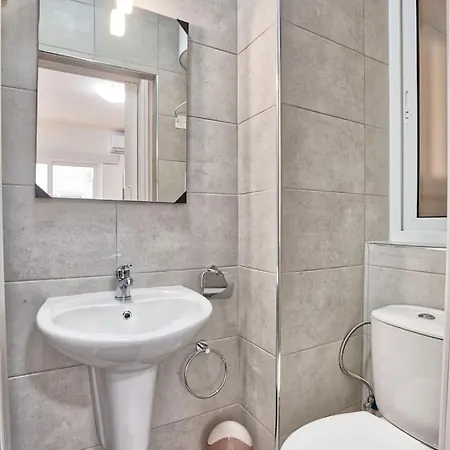 Mercury Penthouse - Centre - By Haven & Keys Malta Apartment *