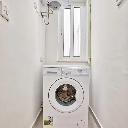 Apartment Mercury Penthouse In Centre By Haven & Keys Malta Sliema